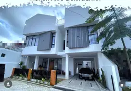Rumah Villa Aktif Income Swim Pool di Lembang Bandung Utara