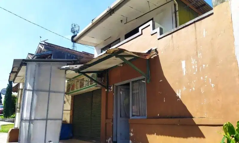 Jual murah dibawah harga pasar rumah hitung tanah di Dago Asri