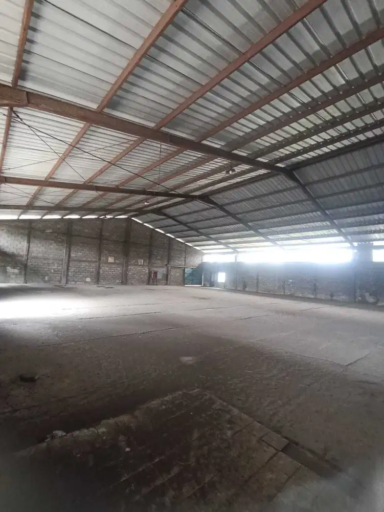 (SEWA) GUDANG MOH TOHA , BANDUNG, AREA STRATEGIS & LUAS , MURAH (NEGO)