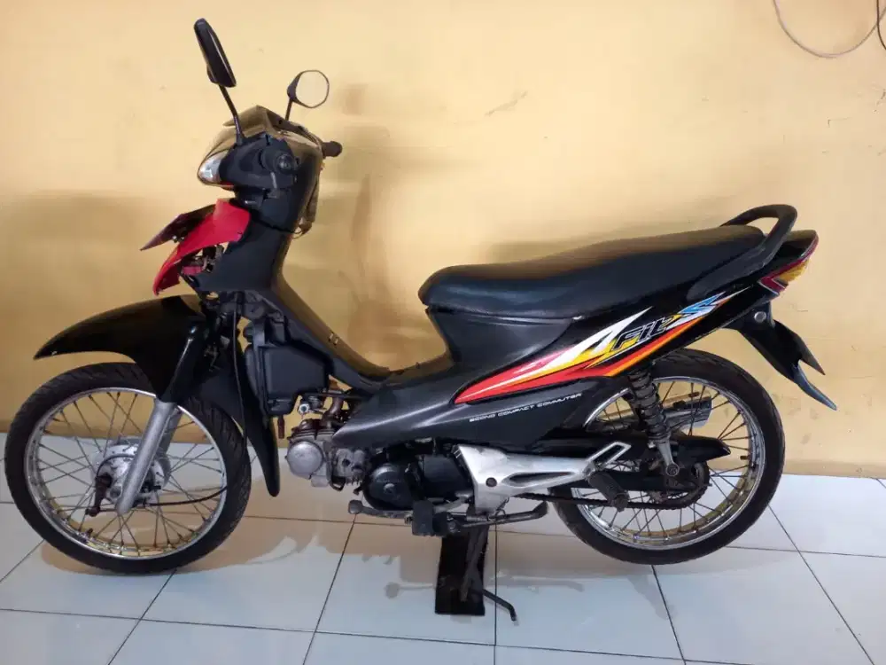 Honda fit s kuat irit