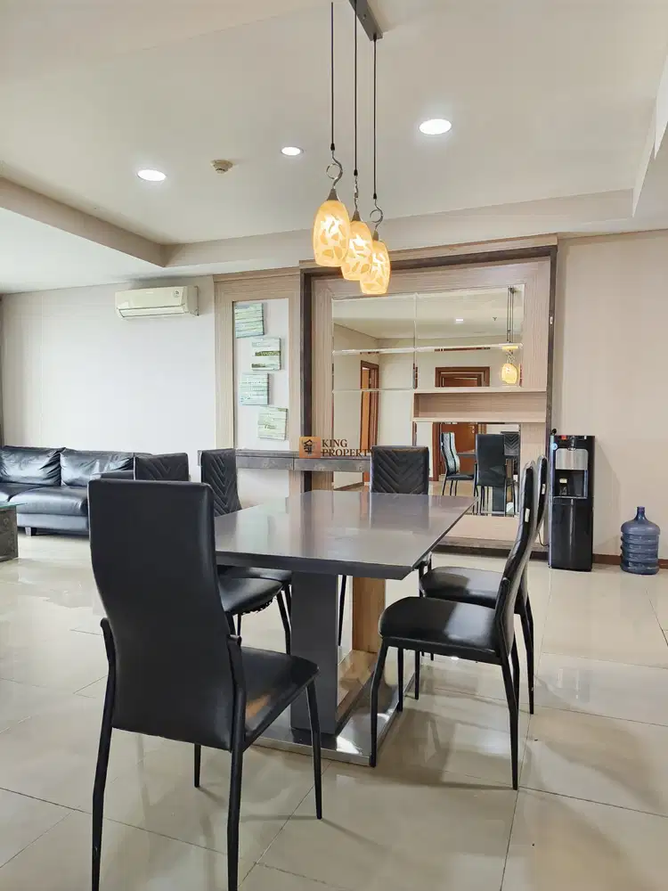 Condominium Mewah 3BR Hook View Laut Lepas Full Furnish Green Bay Plui