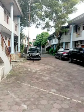 Kos kosan 54 pintu di jln raya kalimalang pdk kelapa jaktim  LT.1427m