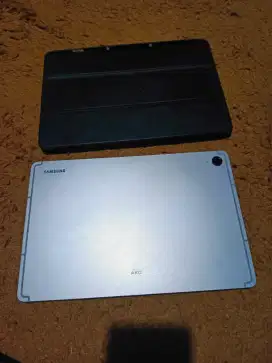 Samsung tab s9 fe 5G ram 6/128 gb second sein