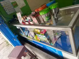 Etalase konter hp