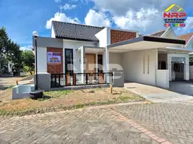 Dijual Rumah baru dengan desain minimalis modern di Mendut Regency