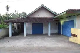 Tanah bonus bangunan hanya 70 meter dari Jalan raya Lawu Kra