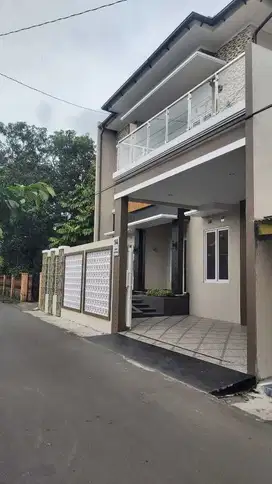 rumah baru mewah cantik minimalis area wirobrajan tengah kota jogja