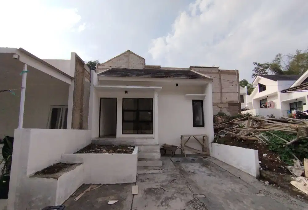 Rumah murah minimalis asri nan sejuk permana Cimahi utara atas.