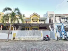 Di jual Rumah lantai 2 beserta prabotnya di perum Gardenia Banyuwangi