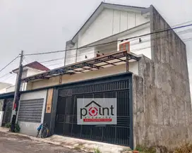 Rumah Bagus 2Lt Strategis Dekat UMS di Solo