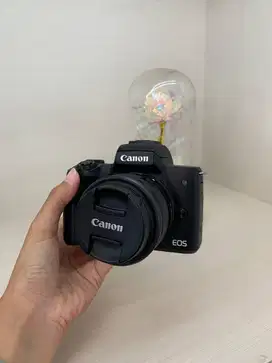 KAMERA CANON M50 + KIT