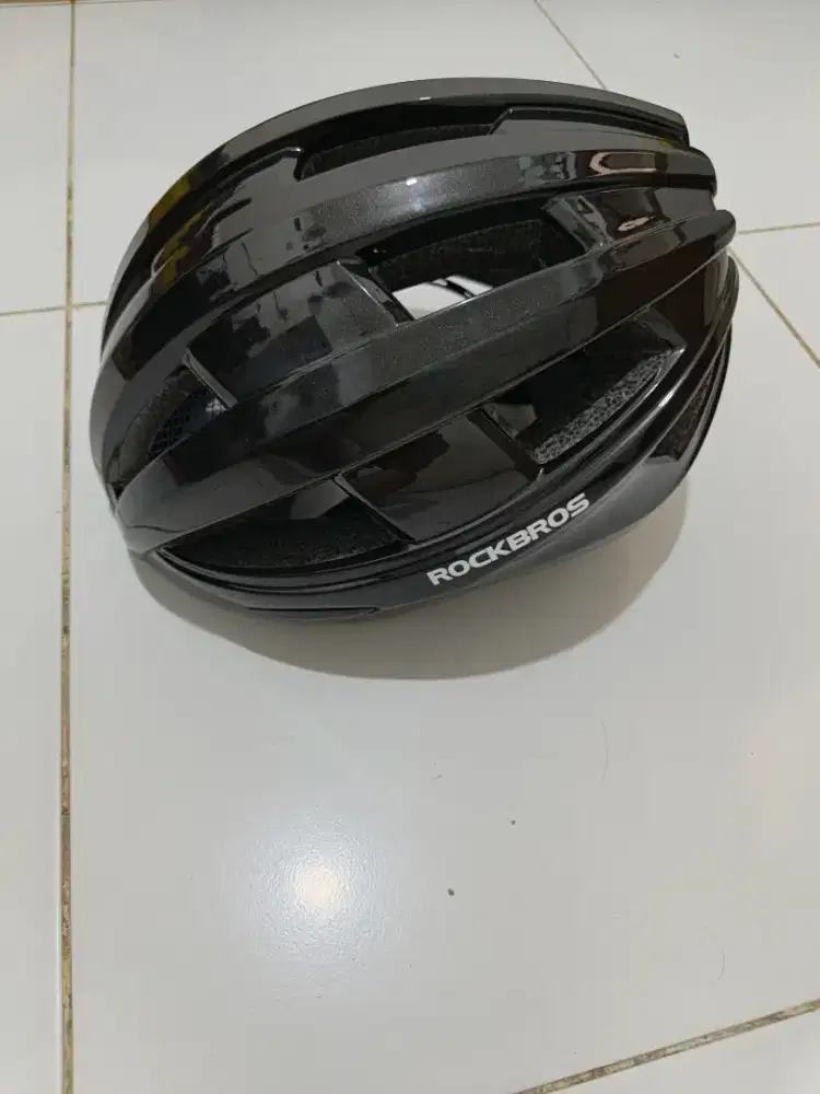 Helm rockbros like new
