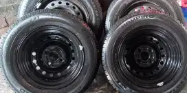 Jual Velg dan Ban R.13 copotan