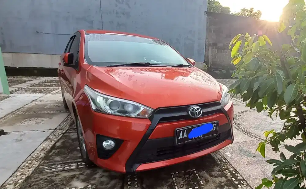 Yaris manual 2016