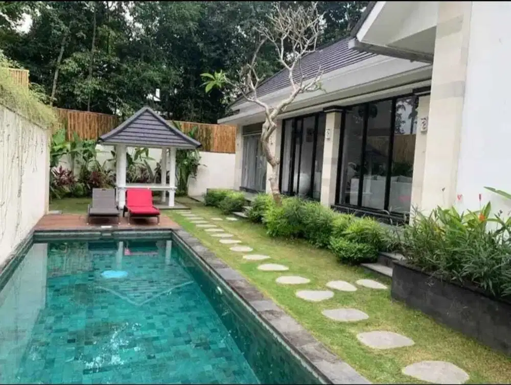 FOR LEASE VILLA CANGGU PRERENAN BALI