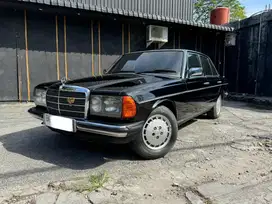 70 Juta Mercedes Benz Tiger W123 200BB 1985 Hitam Manual
