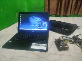 Laptop Acer Bagus mulus