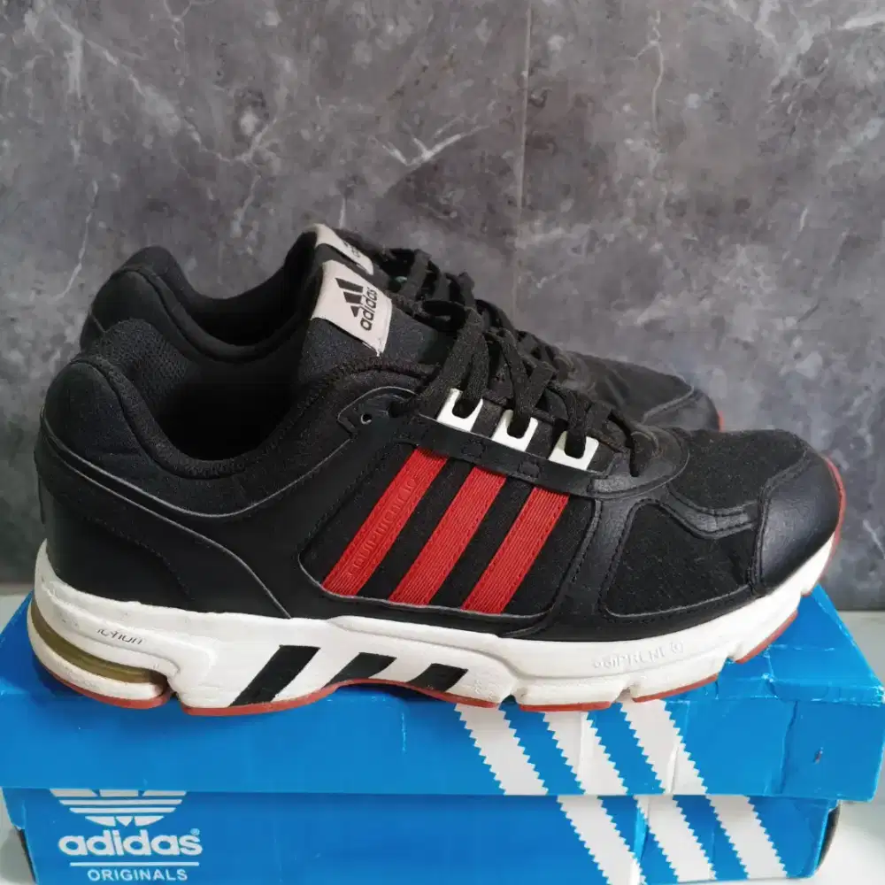 Sepatu Adidas Second