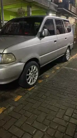 Kijang kapsul Lk 2001
