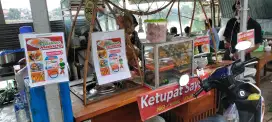 Gerobak Soto, Gulai, Tongseng Kayu Jati