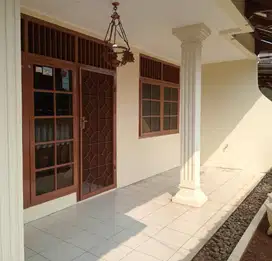 Di Kontrakan Rumah Tinggal Kawasan Cinere Depok