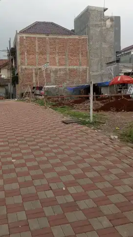 Tanah kavling Murah diRagunan Jaksel surat sudah pecah SHM semua