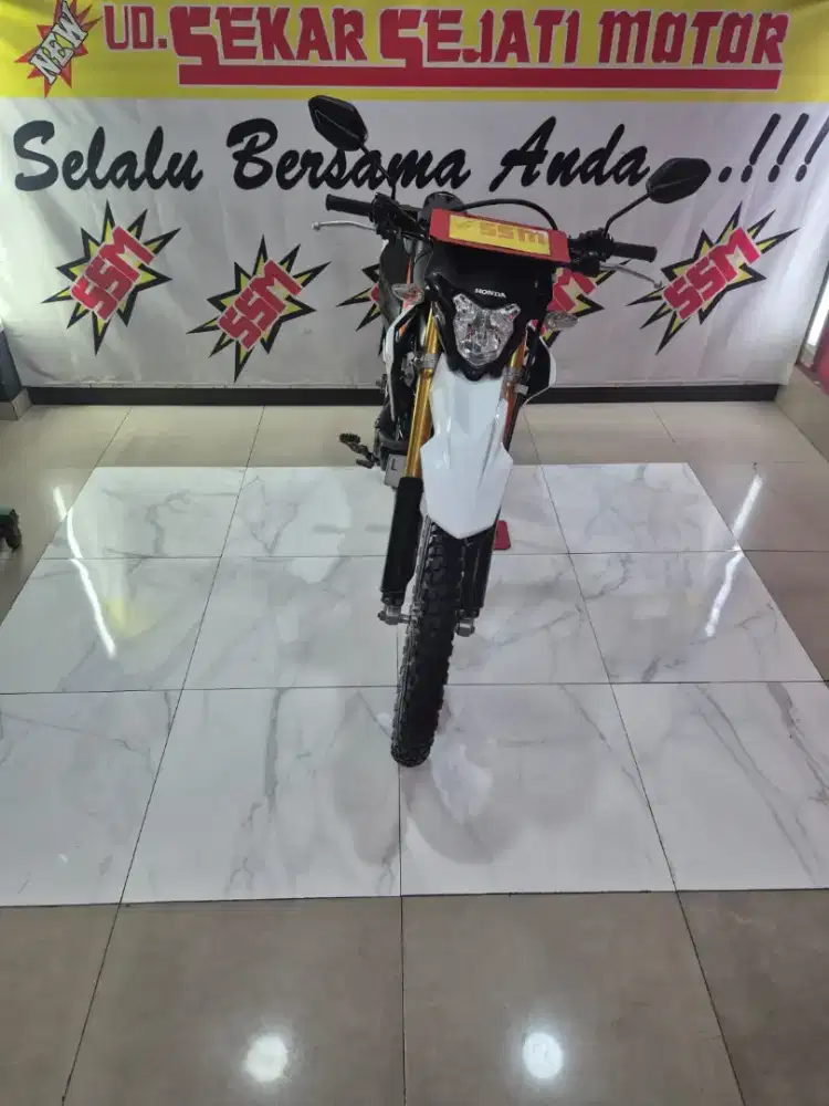 Crf 150L new super treil