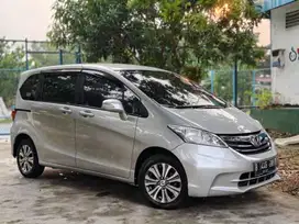 FREED PSD 1.5 MATIC 2012