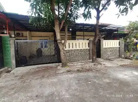 Disewakan rumah siap huni lokasi dekat Yomart Kalijaga Kota Cirebon