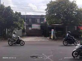 JUAL RUMAH KOST include Rumah Induk - UNS Jebres - 2,4 Milyar