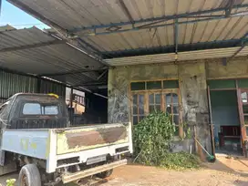 DI JUAL RUMAH MURAH SEDERHAN TIMUR PASAR CUPLIK SUKOHARJO