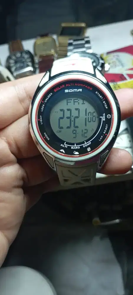 Jam tangan digital Soma Solar watch