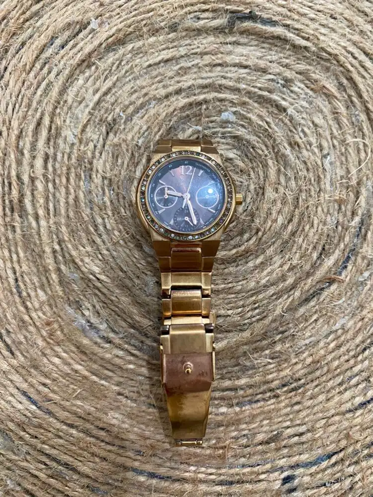 Jam Tangan wanita Alexandre Christie