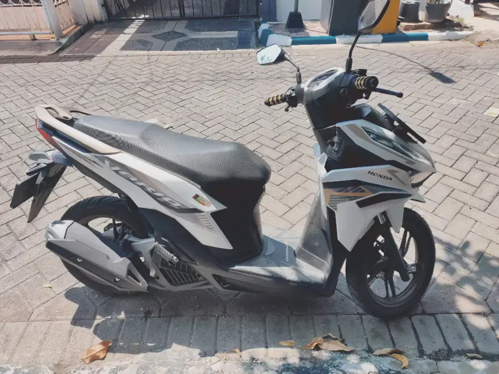 All new Vario 125 CBS-ISS 2024 keyless putih, baru 4500 km, pjk 2029