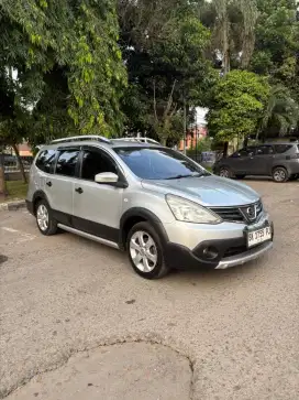 Grand Livina 3 baris manual