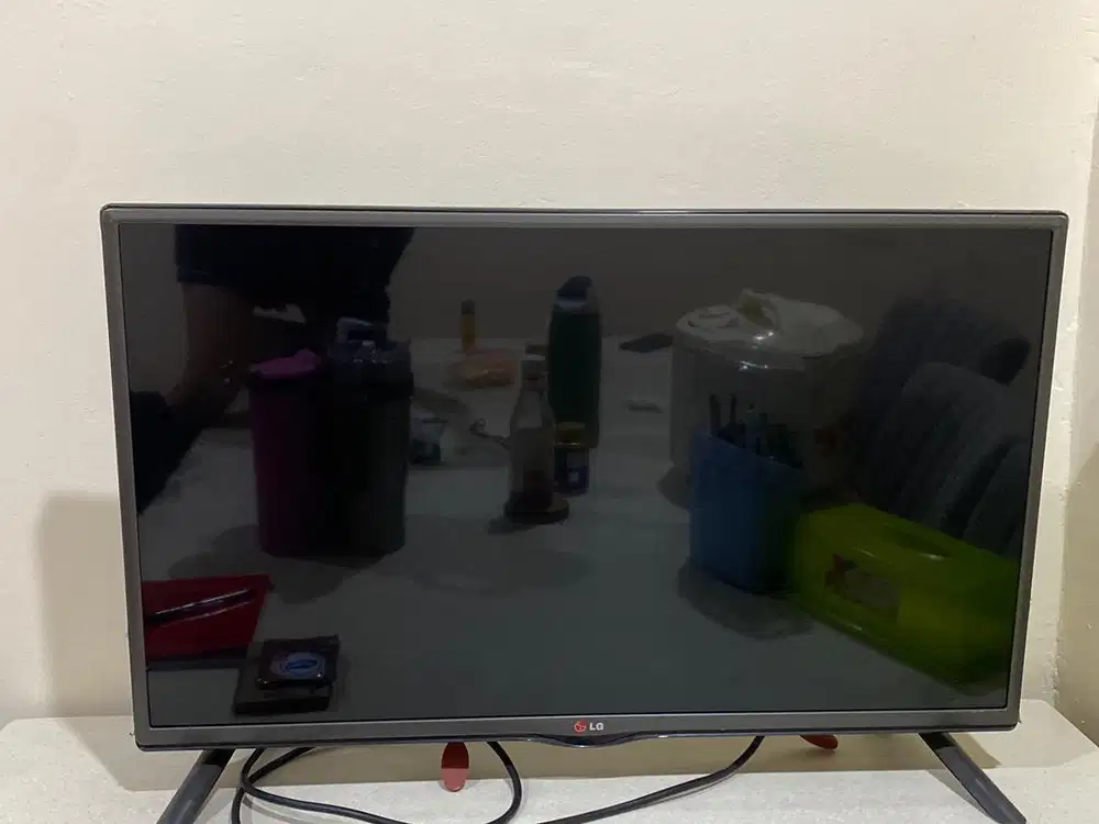 TV merek LG ukuran 32 type LB 550 A BLM DIGITAL