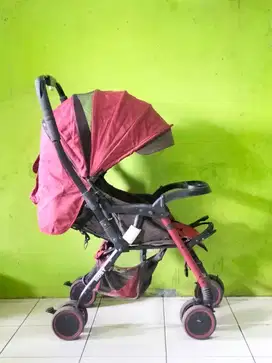 Dijual stroller merk Most warna merah hitam