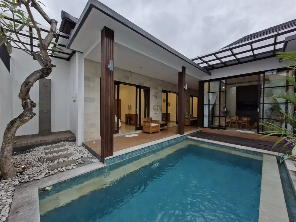 VILLA SEMINYAK FOR RENT FULLY FURNISHED 3 BEDROOM