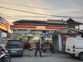 Dijual rumah Mesin Uang di pinggir jalan , dekat Galaxi, Bekasi