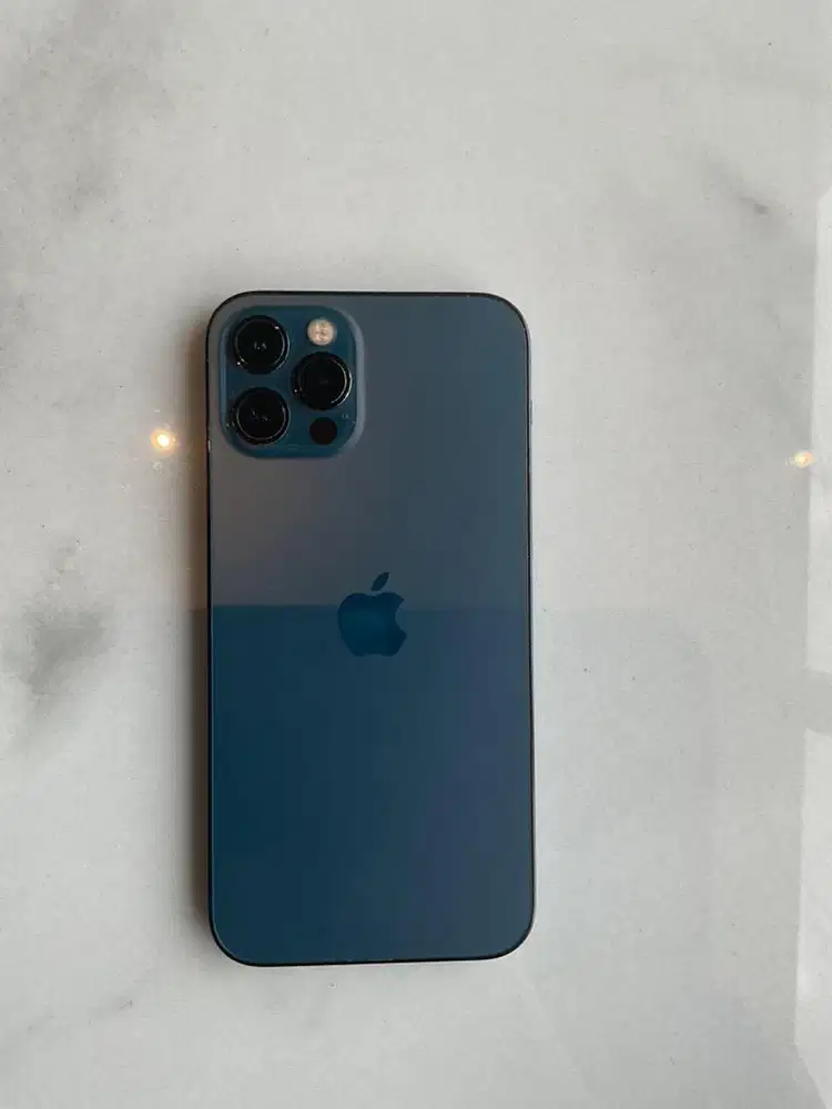 Jual bekas iPhone 12 pro 128 Gb pasific Blue