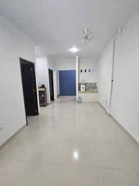 Disewakan Rumah Dekat Living Plaza Cinere