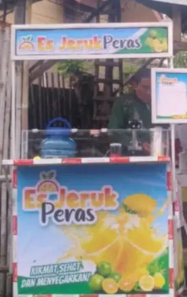 Perlengkapan jualan es jeruk peras
