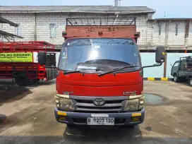 Dijual truk toyota Dyna 110 ET
