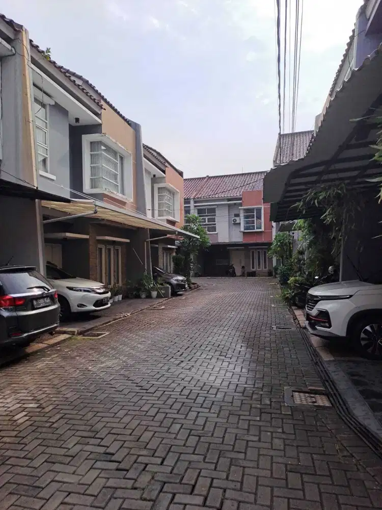Cluster 2 Lantai Free Furnished Duren Sawit Jakarta Timur