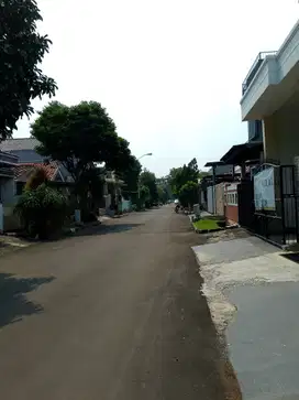 Rumah Lama Asri Di Perum Banjar Wijaya Cluster Cemara Kota Tangerang