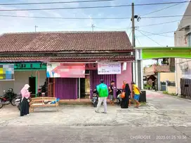 Ruko strategis tepi jalan besar dekat Pasar Cuplik Sukoharjo
