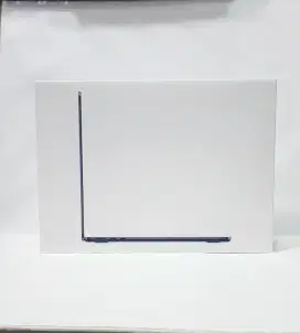 New 
Macbook air m2 16/256 
Midnight ibox