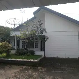 Dijual Rumah Villa Mewah Full Furnished Dekat Istana Cipanas Cianjur