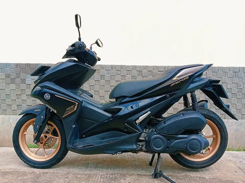 58@: DP:1,900RB F KAB AEROX155 ABS HITAM