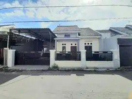 Hunian kawasan cluster Gumpang Kartasura siap huni tanpa renov